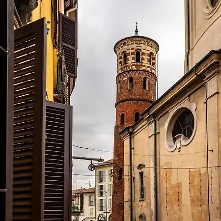 דירה Domus Antiche Mura - Vista Torre Rossa, Centro Asti, No Ztl אסטי